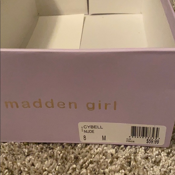 Madden Girl Sandal - Picture 5 of 5